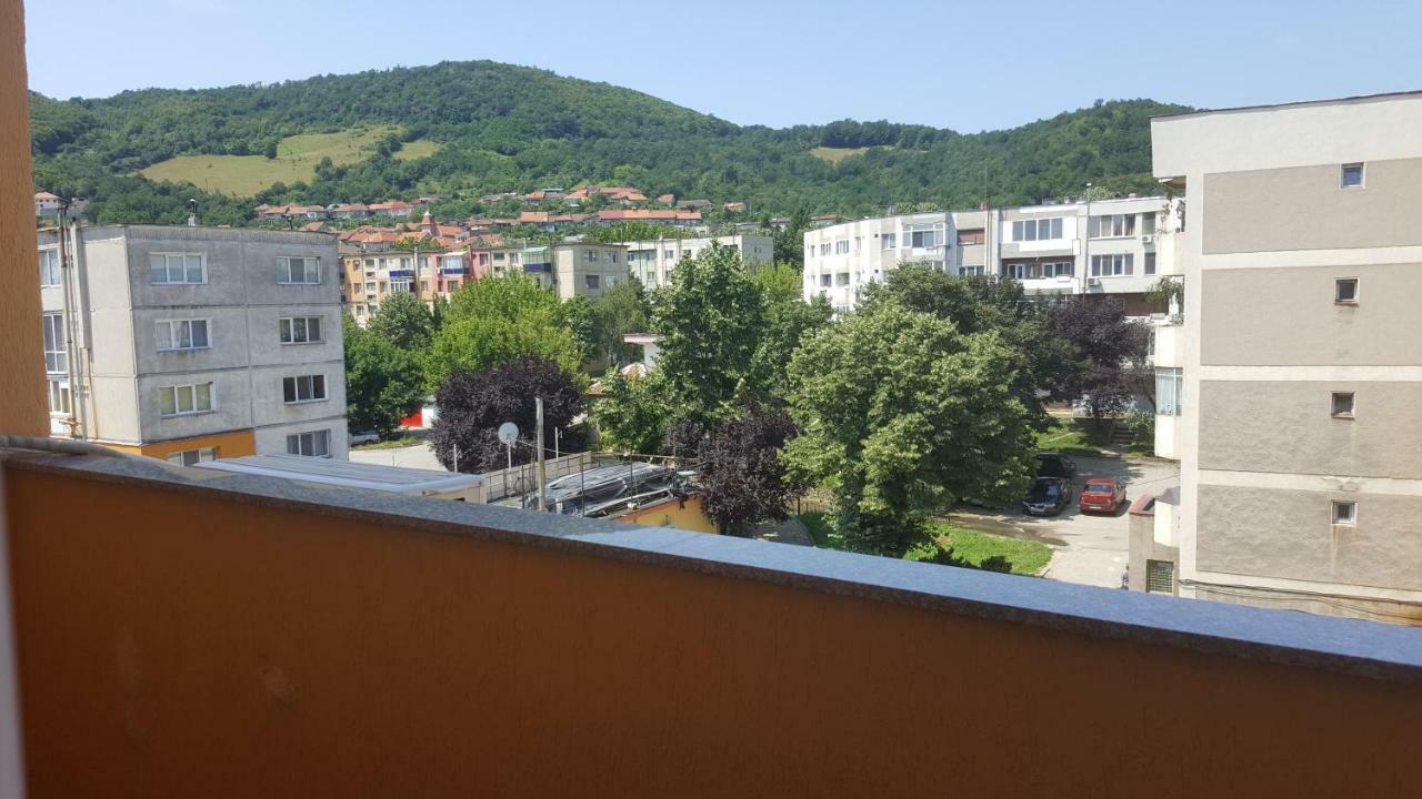 OrşovaApartament Victory公寓 外观 照片